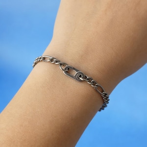 4.28mm Pure Titanium Welded Figaro Chain Bracelet, Waterproof Unisex Jewelry