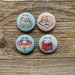 Cute Kawaii Cats Pins | 4 Pack of Pins | 1.25 inch Pin Badge | Cute Aesthetic Pin Pack | Gifts for Her