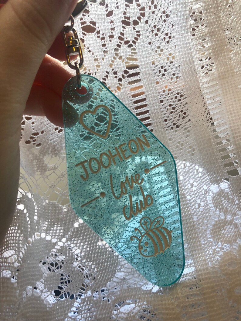 Monsta x JOOHEON Love Club Hotel Keychain Fan made Kpop Keychain cute bee