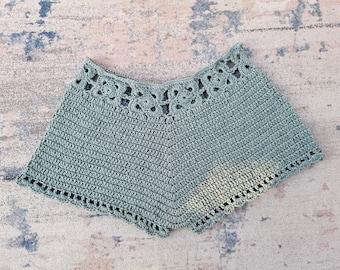 Short d'été pour femmes, short de plage fait main au crochet, motif découpé à la taille