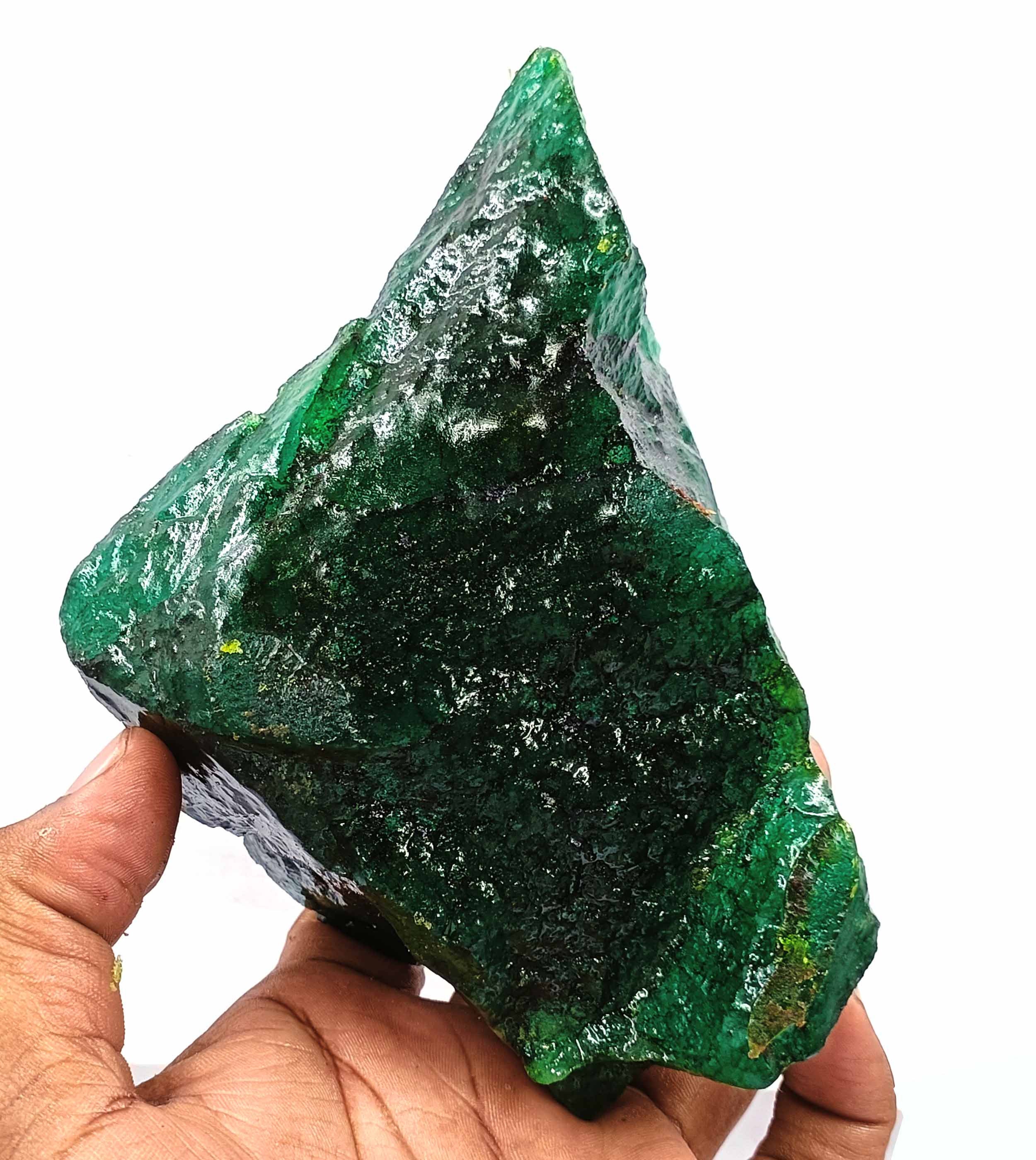 グリーンエメラルド原石 3975カラット 巨大な未カット原石 認定天然