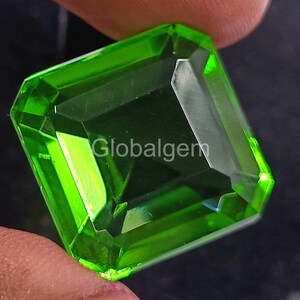 Green Peridot Emerald Cut Precious 30.00 Ct Extremely Rare Natural Peridot Excellent CERTIFIED High Quality gemstone best quality 5AKK