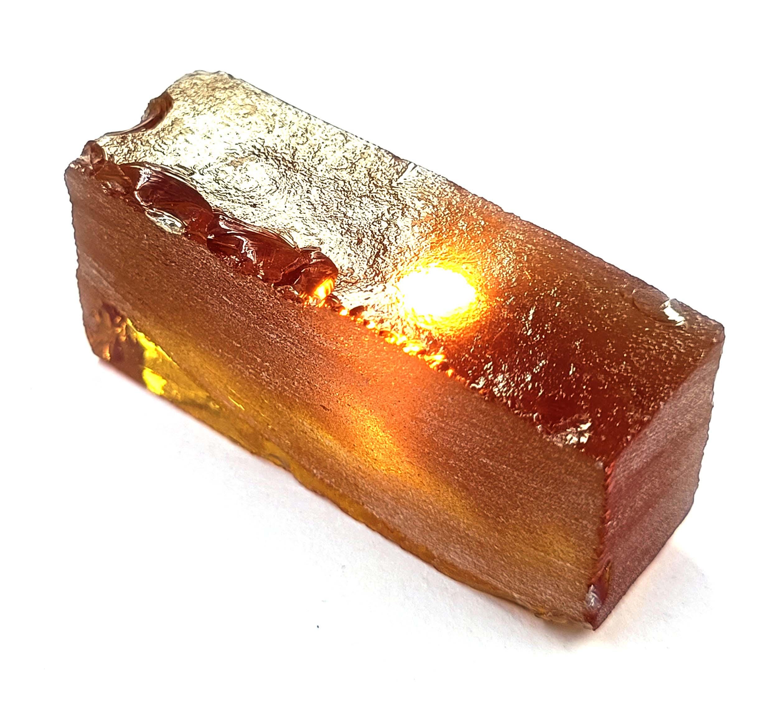 天然アレキサンドライト 204.00カラット 原石 | 色が変わる認定