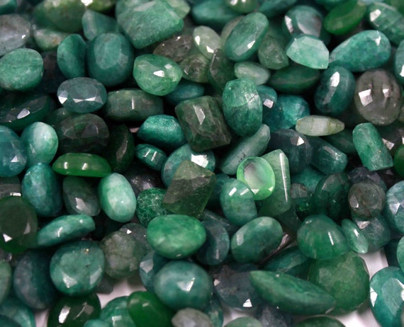 素敵なエメラルド原石/パンジシール エメラルド ナチュラル ミックスシェイプ 100-25000カラット 認定