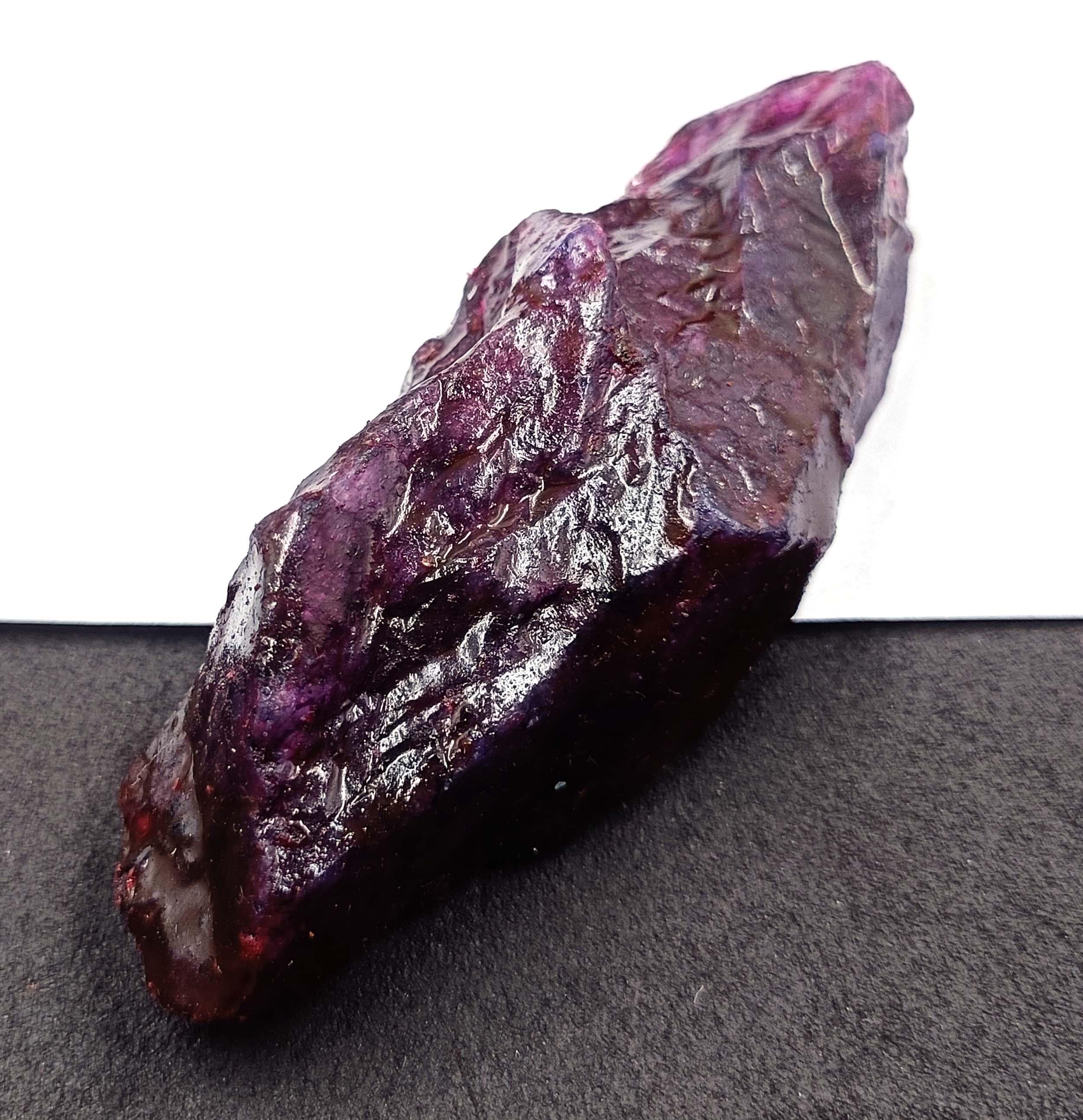 RARE !! AMETHYSTE VIOLETTE BRUTE DU BRESIL : 29,61 CARATS