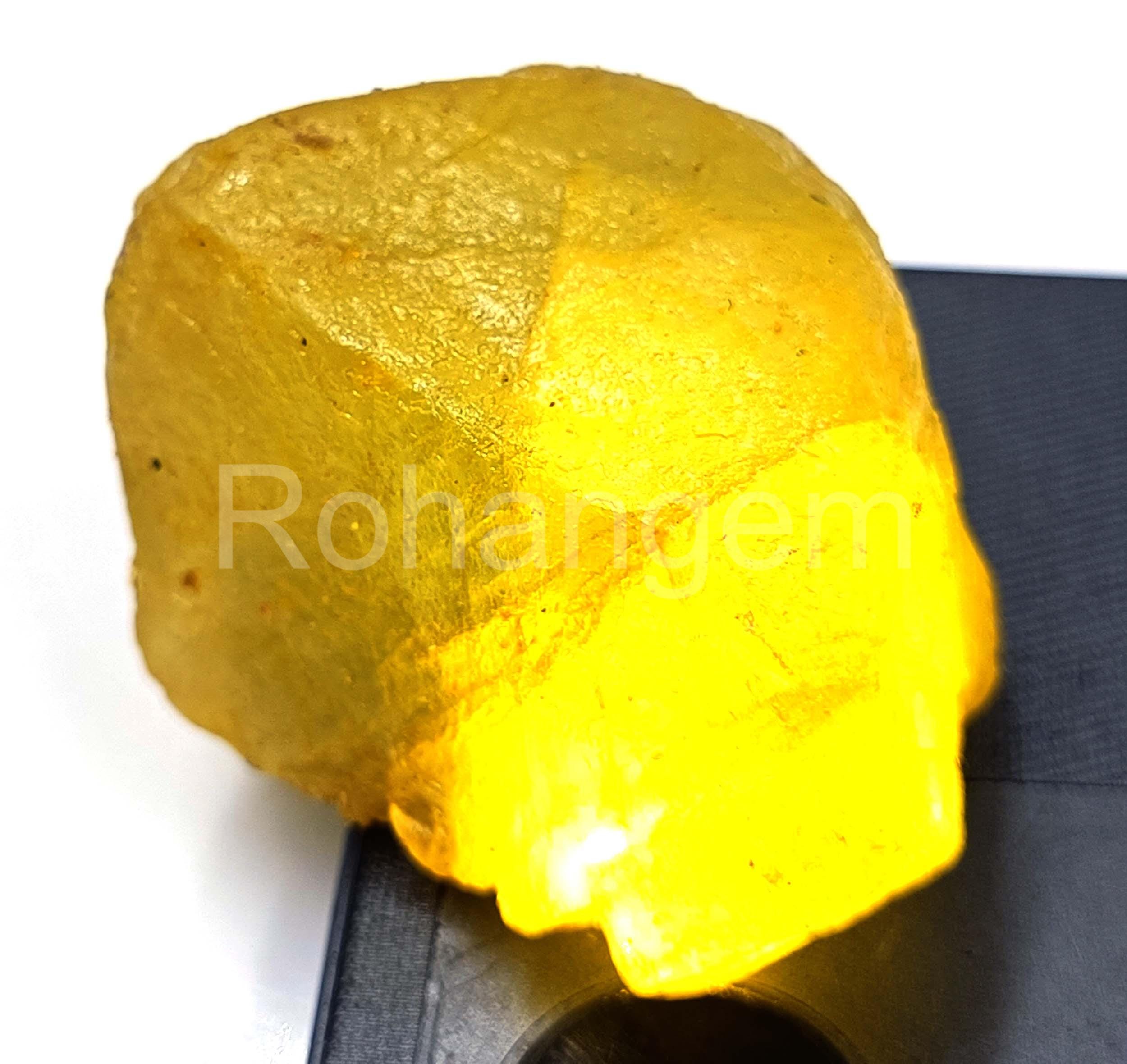 Topaze Lemon Naturelle Brute De 213 Carats - Brésil, 52 X 25 X 20 Mm, Transparente, Excellente Qualité