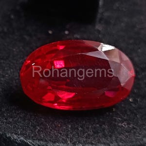 Roter Rubin 22.20 CT Zertifizierter Natürlicher Attraktiver Rubin Ovalschliff Burma Unbehandelter, nicht erhitzter Rubin, der einen schönen, losen Edelstein sieht 4DSP