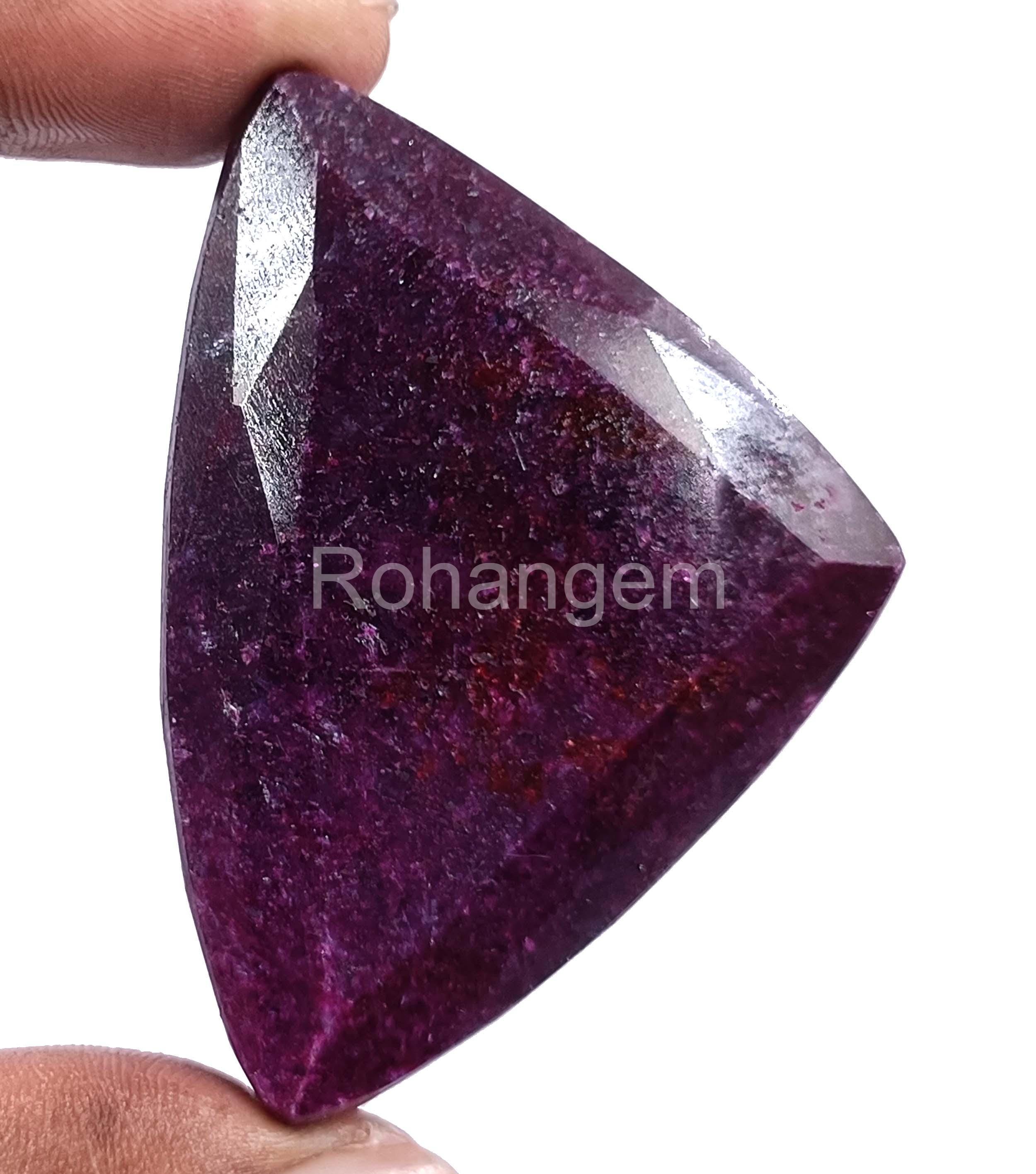 レッドルビー 475.5カラット 天然トリリオンシェイプ IGL認定 不透明