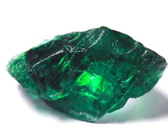 Émeraude Naturelle 8,97 Carats – Coussion – Non Chauffée – Certifiée GIL – Colombie