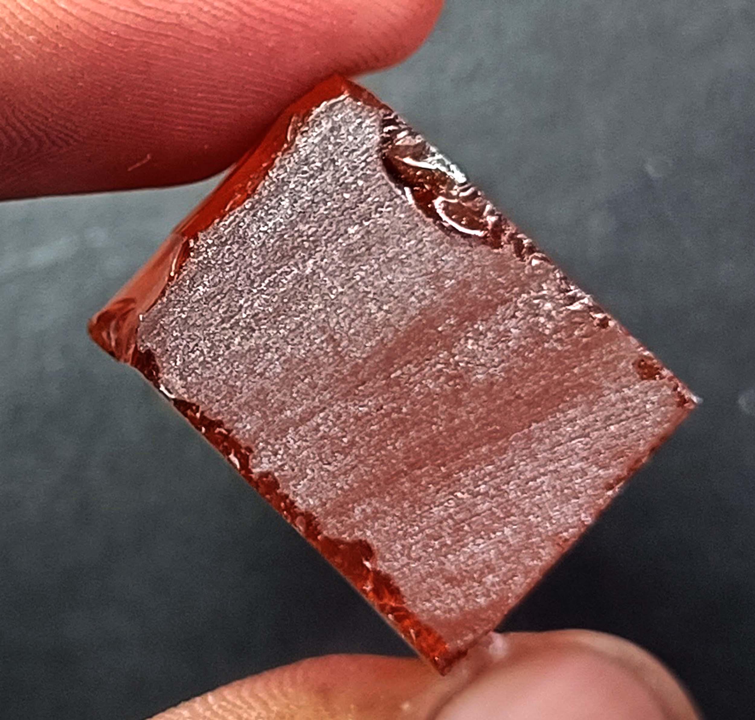 天然石　アレキサンドライト アレキサンドライト原石14gfペンダント 稀少 カラーチェンジ