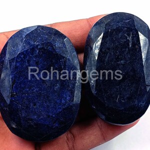 Coppia di zaffiri blu 600-700 ct naturali certificati provenienti dall'Africa, gemma sciolta opaca trasparente di forma ovale 4JAV