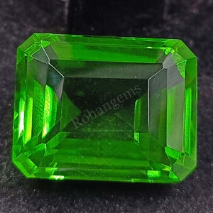 Peridot Emerald Cut Precious 48.50Ct Extremely Rare Transparent Natural Peridot Excellent CERTIFIED High Quality Free Standard Delivery 5MAV