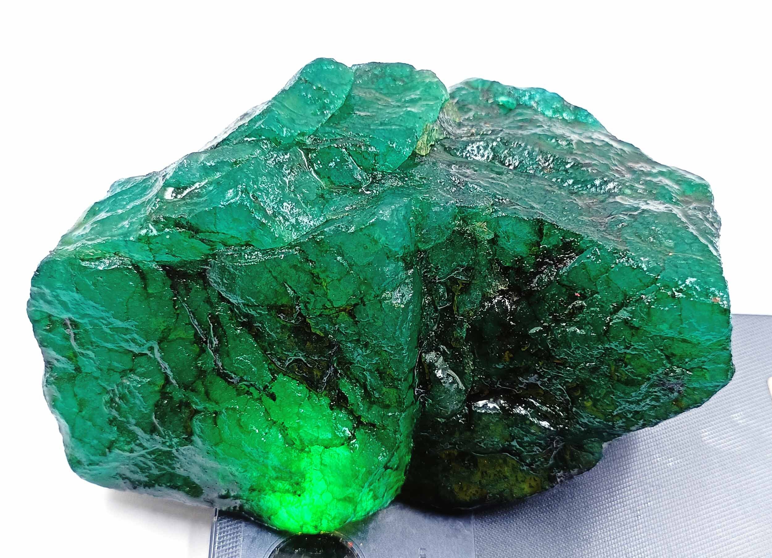 エメラルド原石　宝石質　透明度高い 天然エメラルド0.35ct【ザンビア】☆透明度が高い☆ – ABABIL.gems