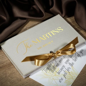 Pastel money envelope for wedding, custom made cash envelope with golden ribbon, gift card holder in your preferred color velvet fabric