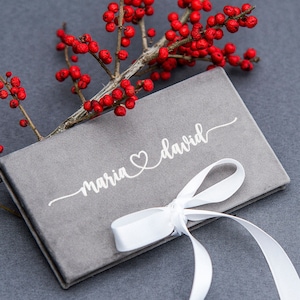 Enveloppe cadeau en argent personnalisée pour les jeunes mariés, un mariage ou toute autre célébration, enveloppe cadeau en espèces, porte-carte-cadeau personnalisé avec des noms dessus