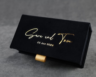 Caja de regalo personalizada, caja de regalo pequeña hecha a medida, hucha de boda con cubierta de terciopelo en su color y texto preferidos