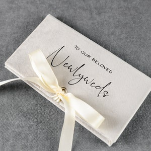 Gepersonaliseerde geldenvelop voor bruiloft, aangepaste cadeau-envelop voor contant geld, unieke cadeaukaarthouder in de kleur van uw voorkeur, cadeaukaarthoes