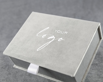 Wedding picture presentation box for photographers, custom made personalized photo storage box, velvet gift box in your preferred color