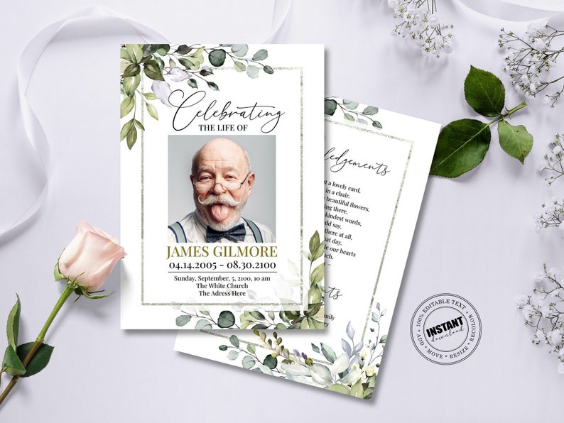 Peut inclure: Un motif floral vert et blanc avec une bordure dor&eacute;e entoure une photo d'un homme avec une moustache et la langue tir&eacute;e. Le texte "Celebrating the Life of" est au-dessus de la photo et le texte "James Gilmore 04.14.2005 - 08.30.2100" est en dessous de la photo. Le texte "Sunday, September 5, 2100, 10 am The White Church The Address Here" est sous le nom et les dates.