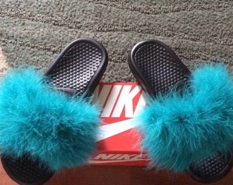 furry flip flops nike