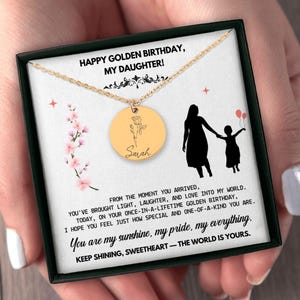 Goldenes Geburtstagsgeschenk für Tochter von Mama, personalisierte Namenskette mit Geburtsblume, individuelles Sentimental-Andenken für Meilenstein-Geburtstag
