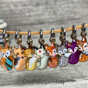 8 Assorted Fox Enamel Charms for Making Jewelry | Jump Rings Included | Jewelry Supplies | Enamel Jewely Charms