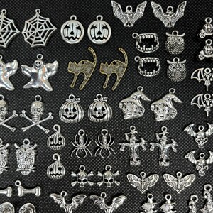 25 Pairs of Halloween Charms for Making Earrings | DIY Halloween Crafts | Spooky and Cute Designs