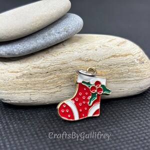 Christmas Stocking Enamel Charms with Jump Rings: Jewelry & Craft Supplies - Set of 6