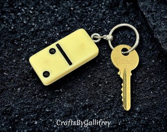 Vintage White Domino Keychain - Pick the Tile | Double Six Dominoes | Personalized Game Night Gifts | Unique Zipper Pulls