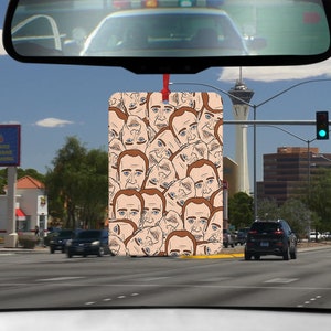 Nic Cage Muchas caras de dibujos animados Nicolas Cage Colgante ambientador de coche para espejo retrovisor Un dios verdadero Reddit No digas Nick Cage