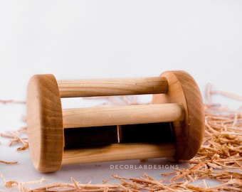 Bio Baby Rassel traditionelle Rollen Rassel Holz Baby Spielzeug Kleinkind Spielzeug natürliche lernen Spielzeug Montessori Spielzeug Rassel mit Glocke umweltfreundlich