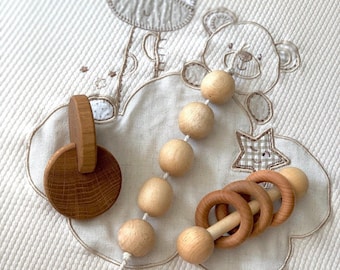 Set of Rattles and Montessori Object Permanence Box Set of 3 toys Essential Montessori Baby Interlocking Discs Infant Toys Wooden Toy