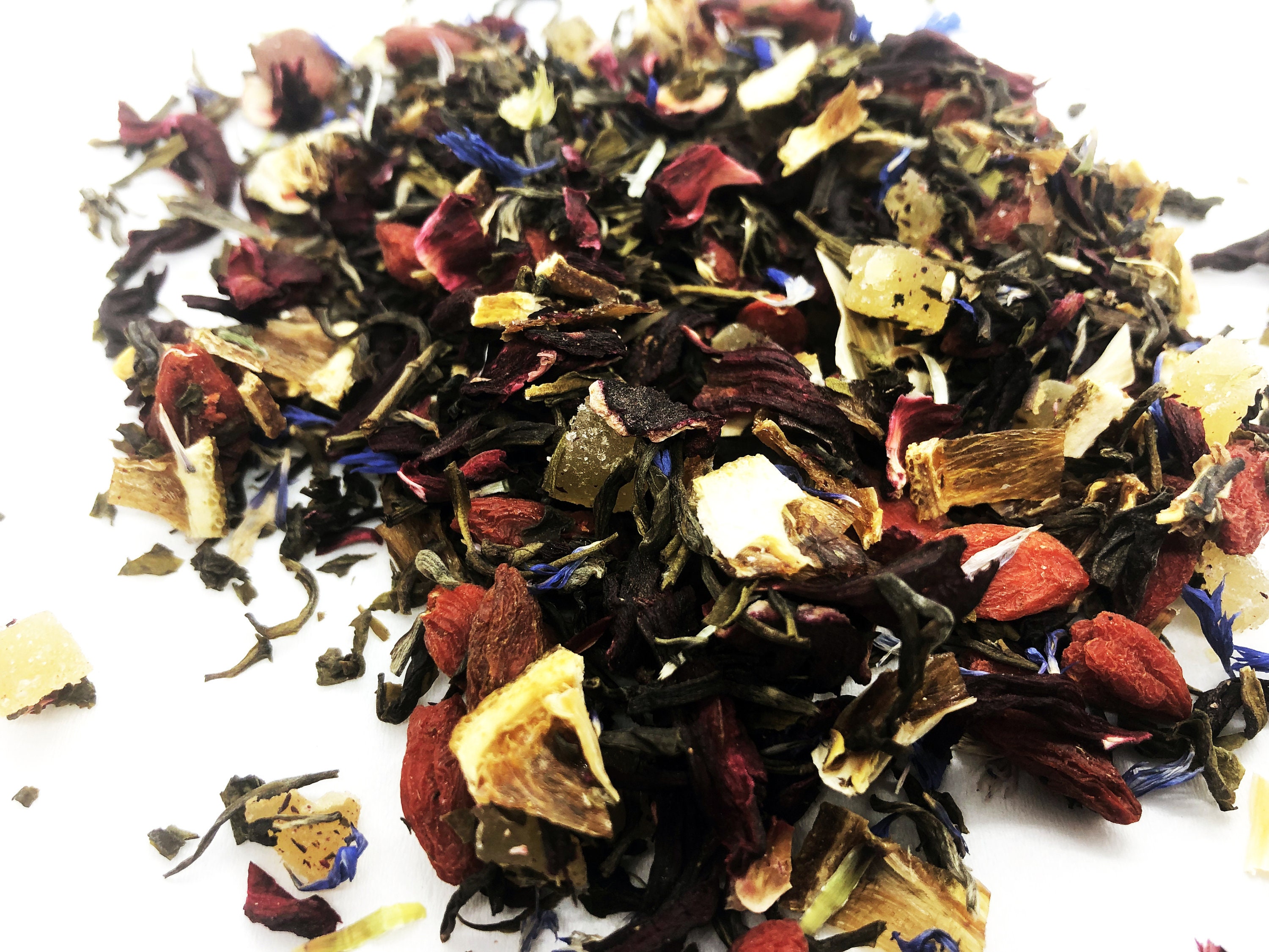 Thé Vert Darjeeling d'inde à L'hibiscus, Baies de Goji, Gingembre, Bergamote et Fleures Bleut - Esca