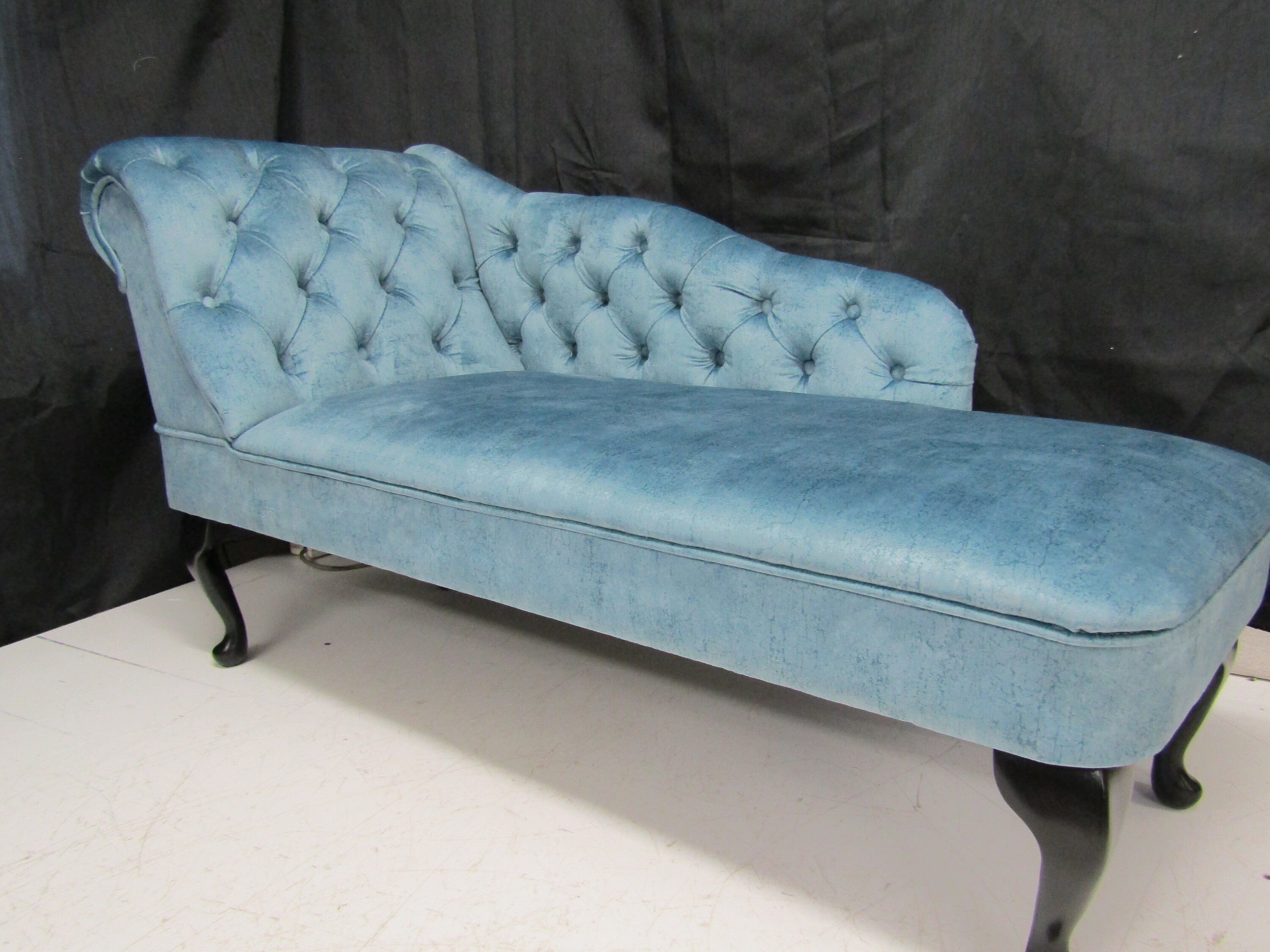 Chaise Longue in a Peacock Blue Velvet Buttoned Etsy Australia