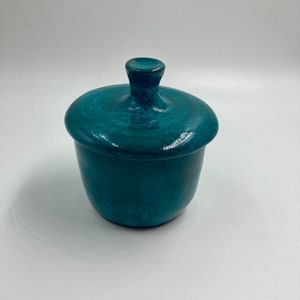 Handmade pottery sugar bowl, ceramic trinket box with lid, sugar bowl with lid, lidded sugar bowl, housewarming gift,Christmas gift