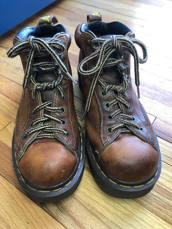 Vintage Dr. Martens AirWair 8287 Lace Up Leather B
