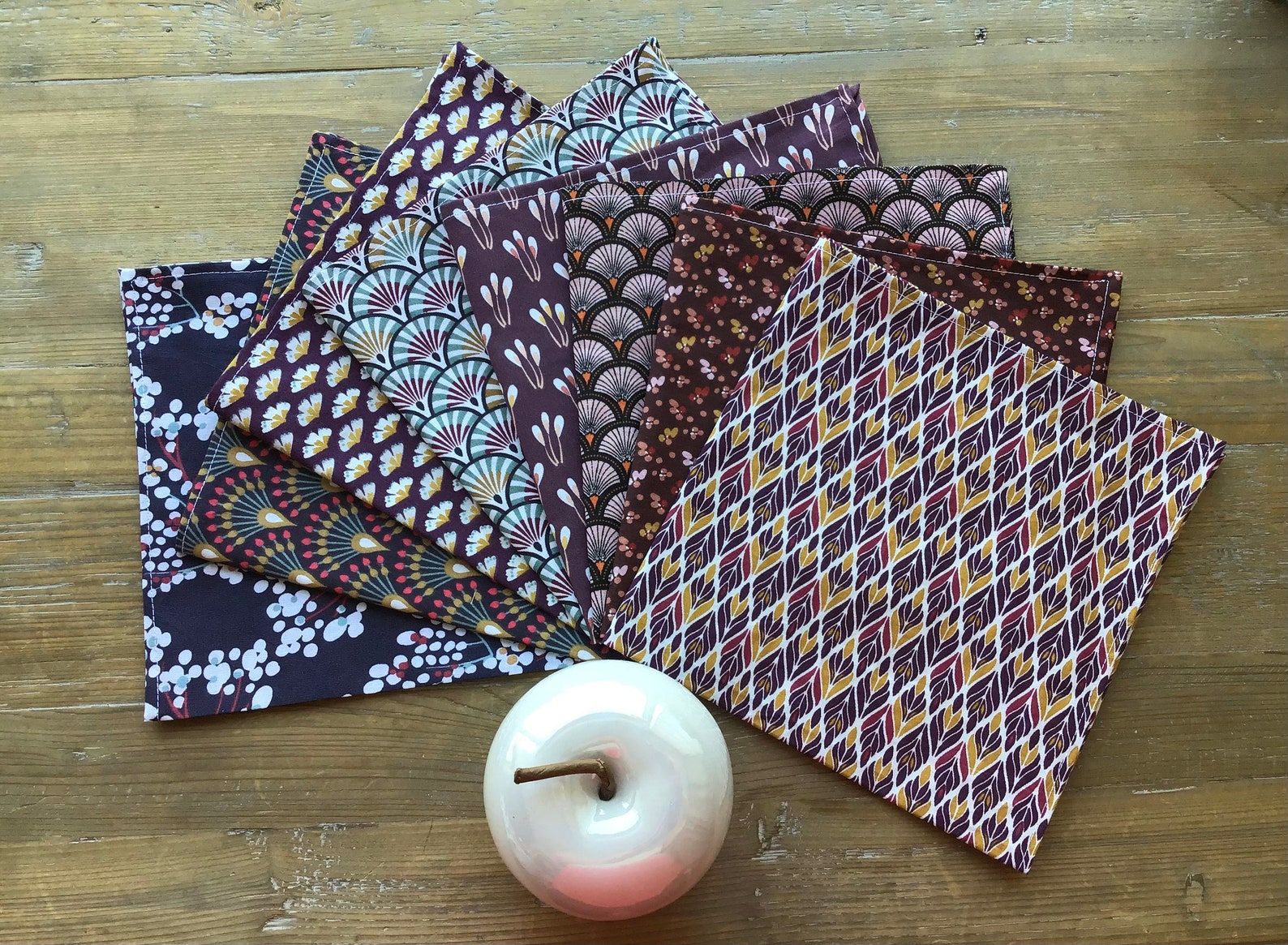 Lot De 12 Serviettes De Table En Polyester 40x40 Cm - Multicolores, Absorbantes, Lavables - Pour Maison, Fêtes, Restaurant