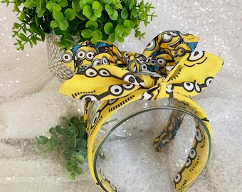 Yellow Servants Character Bow Headband: Retro Hair Accessory, Theme Park Style