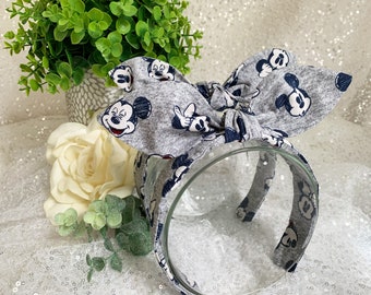 Mouse on Grey Hand-Knotted Bow Headband: Retro Theme Park Accessory