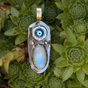 Sterling Silver Moonstone Pendant