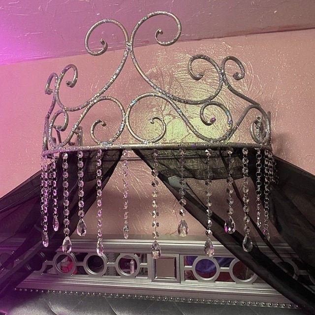 Diy Wall Teester Bed Crown Molding Wall Design Ideas