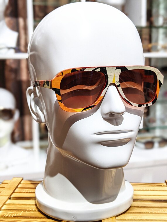 Louis Vuitton aviator Sunglasses with monogram lens. If only I could get  these with a prescription!!!