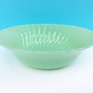 Large Jadeite Bowl, 8&quot; Vegetable or Serving Bowl, Swirl Pattern from Anchor Hocking, Vintage Milk Glass, Made in USA, Housewarming Gift
