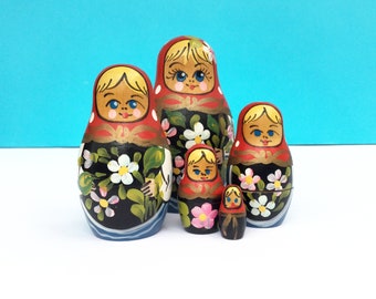 Vintage nesting dolls, Russian Matryoshka dolls, set of 5, hand painted wood, red head scarves, folk art home decor