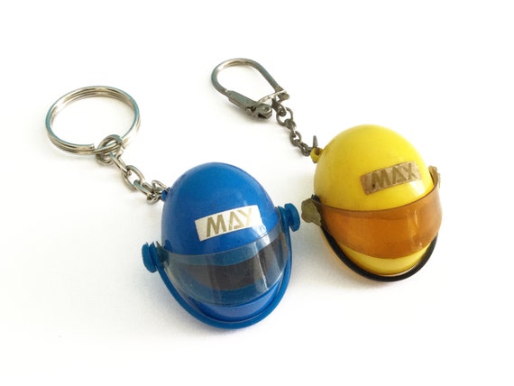 Motorbike Helmet Keychain, Blue or Yellow Plastic With Max Decal, 70s / 80s  Key Charms, Novelty Key Rings 