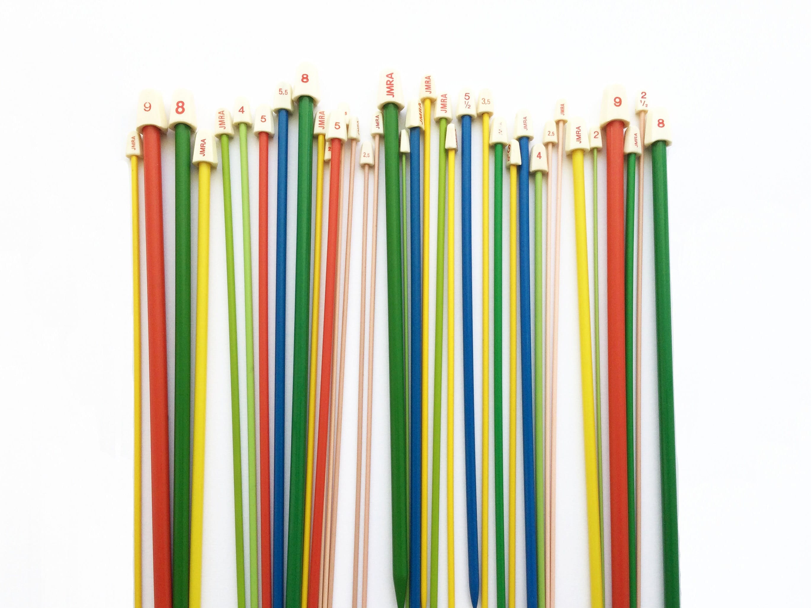 knitUK Cable Needles. Wide range of shape and colours on this very