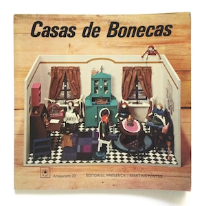 Książka o domkach dla lalek w stylu vintage: przewodnik po rękodziele i meblach dla lalek z lat 70. (po portugalsku)