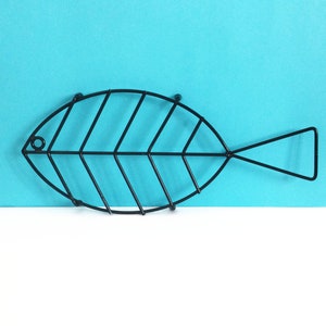 Metal fish trivet, mid century design, vintage tableware, 60s home decor, fish gift