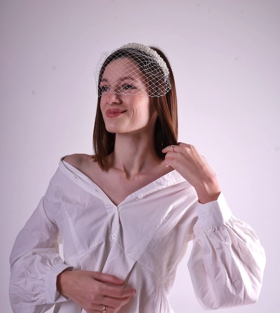 Pearl Bridal Headband With Birdcage Veil, Wedding Pearl  display picture 3