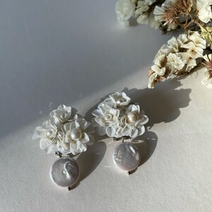 Wedding Pearl earrings, flower earrings, bride earrings for wedding day image 5